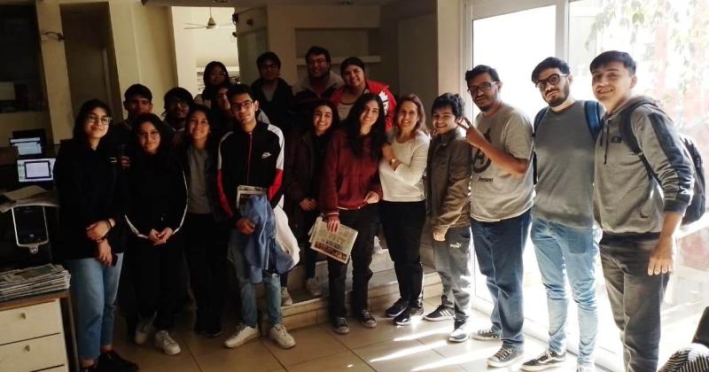 FOTOS  Alumnos del Instituto San Jorge visitaron la Planta Impresora y la redaccioacuten de EL LIBERAL