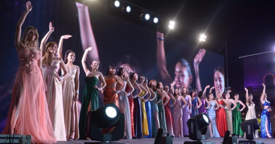 FOTOS  Eleccioacuten de la Representante de los Estudiantes de la provincia