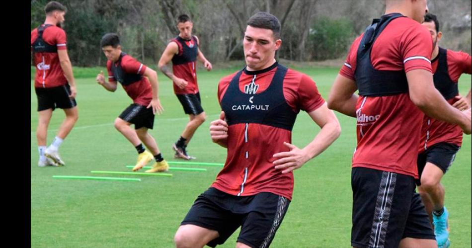 Delfor Minervino sufrió nuevamente una molestia en la misma zona en la que se desgarró Otra vez ser baja en el Ferro