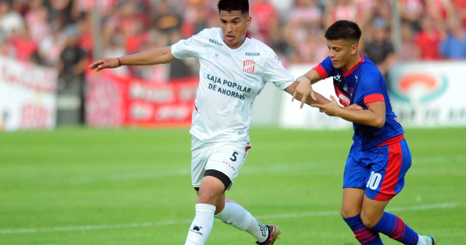 Guumlemes empatoacute con San Martiacuten de Tucumaacuten