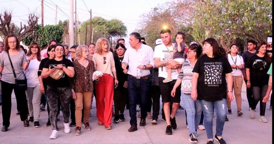 Roger Nediani inauguroacute una nueva obra de pavimentacioacuten