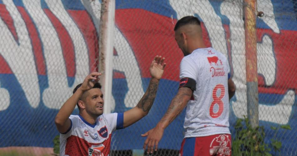 Guumlemes vencioacute a Temperley y sigue subiendo