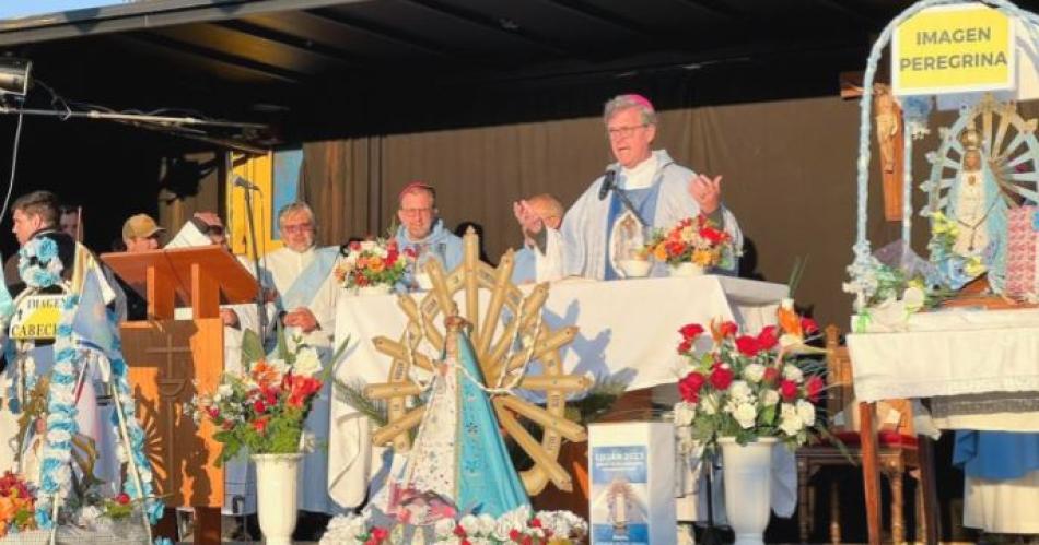 El arzobispo Garciacutea Cuerva cuestionoacute la inflacioacuten y apuntoacute contra los candidatos