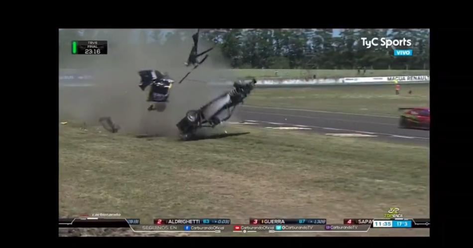 VIDEO Terrible choque de un piloto de 19 antildeos que debutoacute en Top Race