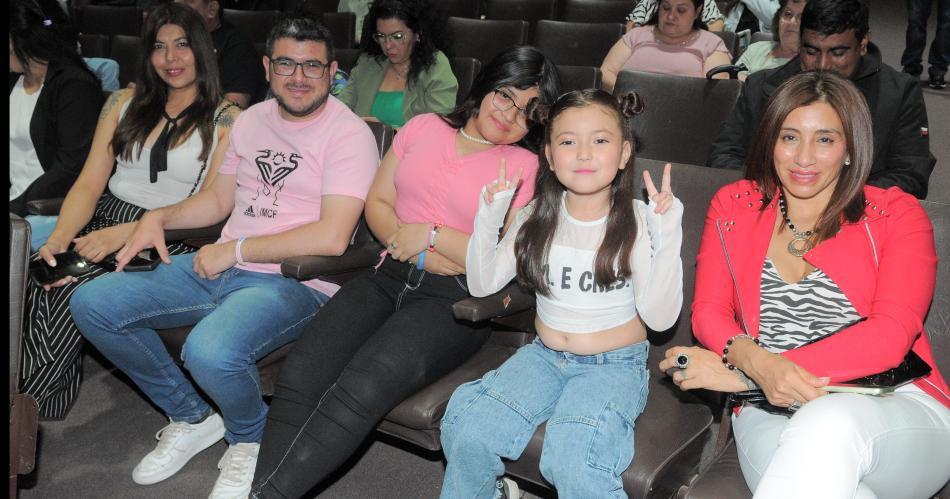 SHOW ANUAL DE LA ESCUELA ROSINA BAUMANN