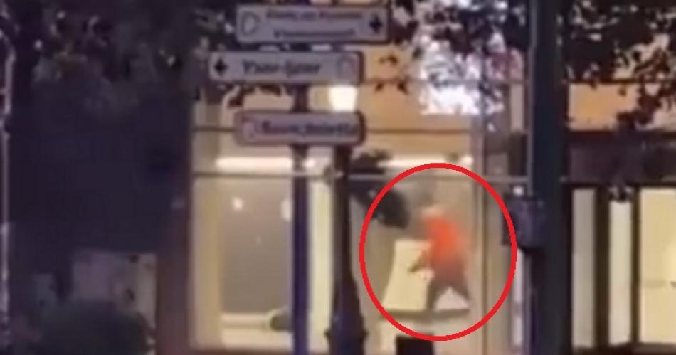 VIDEO  Asesinan a dos hinchas suecos en un ataque yihadista