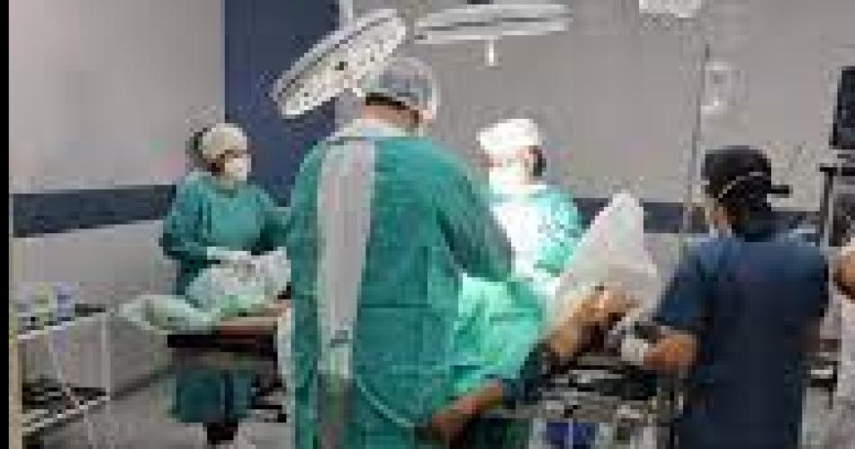 Alertan que por falta de insumos cliacutenicas suspenden prestaciones