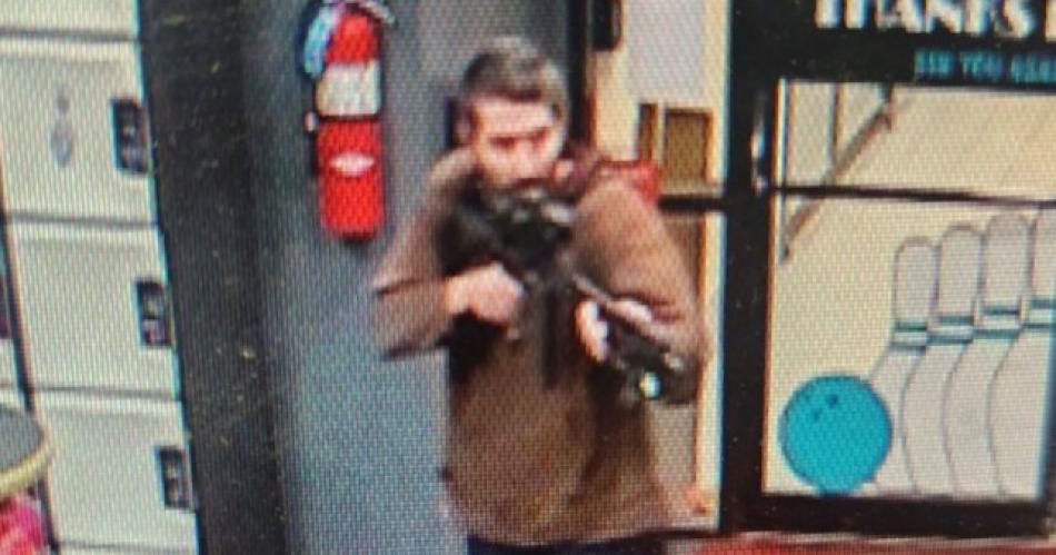 El atacante captado por las cmaras de seguridad