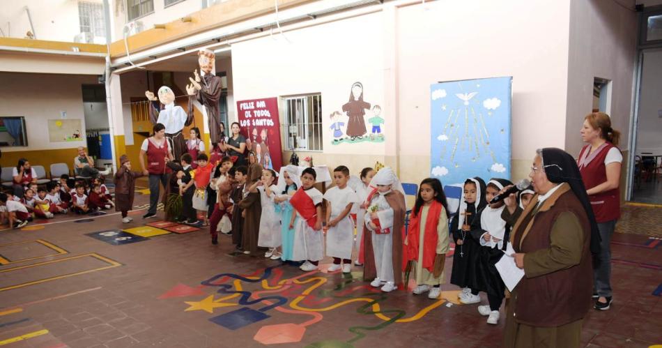 Alumnos del Colegio Franciscanas hicieron actividades por el proyecto Ser Santo ser Luz