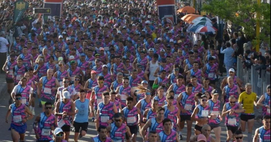 VIDEO Maratoacuten EL LIBERAL- miraacute tu paso por Escuela Normal