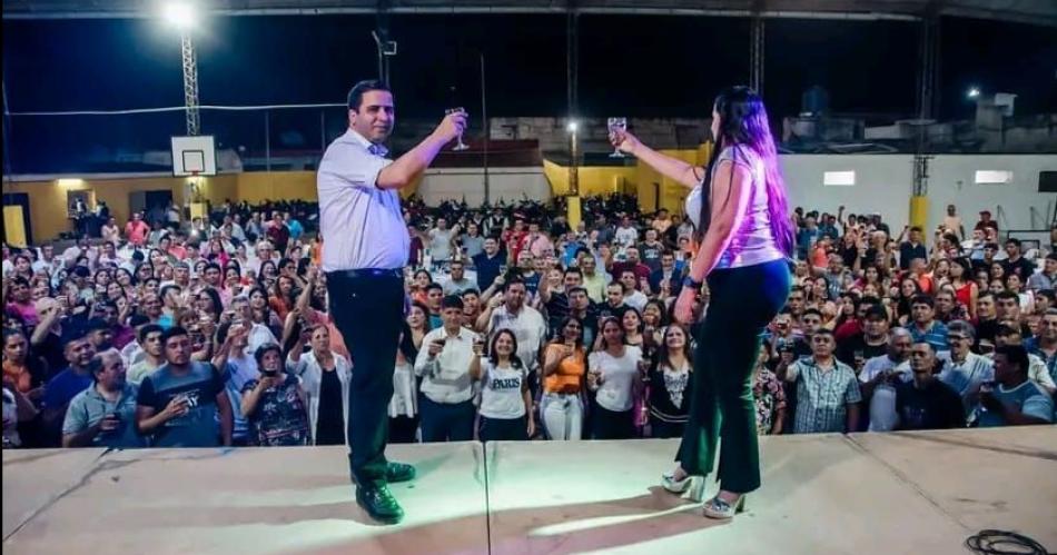 La Municipalidad de Clodomira agasajoacute a sus empleados en su diacutea