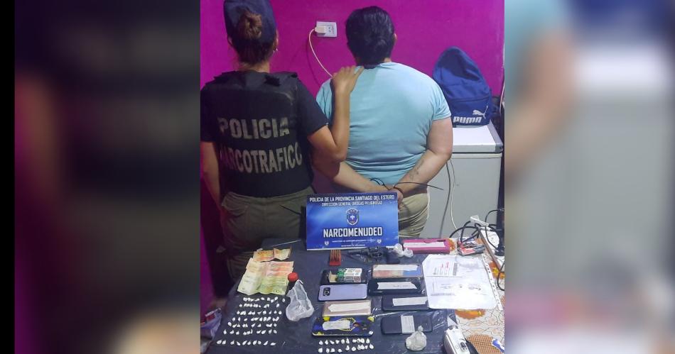 Detienen a liacuteder en venta de droga- teniacutea maacutes de 100 dosis de cocaiacutena 