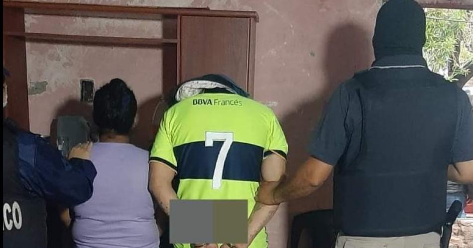 POSITIVO Los efectivos adems de poner tras las rejas a los acusados secuestraron gran cantidad de sustancias listas para la venta