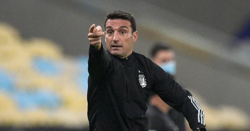 Scaloni se queda pero#133
