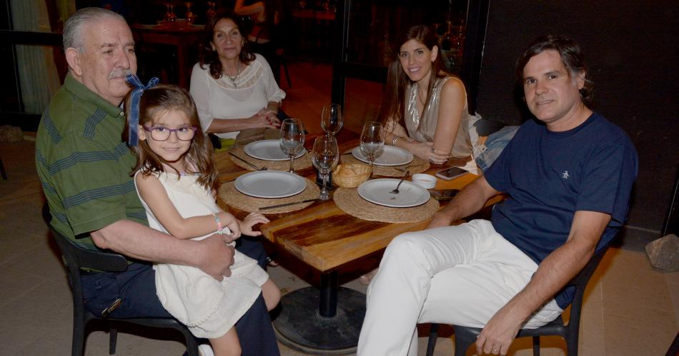 NOCHE DE MODA Y TENDENCIAS PARA EL VERANO CON STAFF MODELS