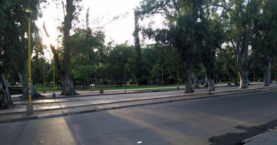 Se espera un día caluroso y sofocante