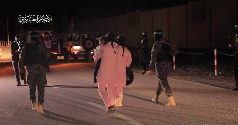 ESCALOFRIANTE VIDEO Asiacute liberaron a los menores argentinos capturados por Hamas