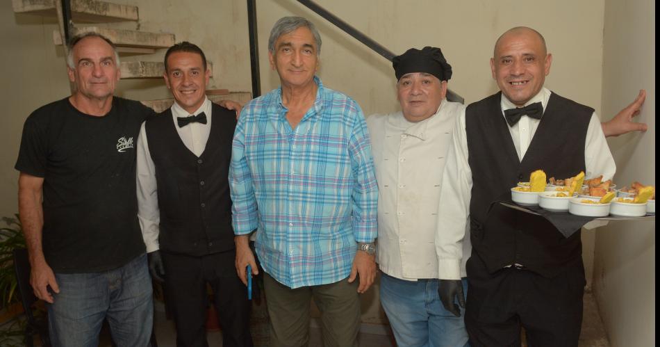 LAS INSTITUCIONES INICIAN EL CIERRE DE ANtildeO CON BRINDIS