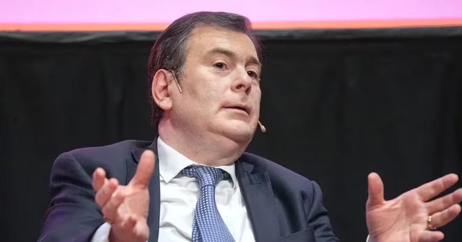 Nosotros queremos gobernabilidad para el paiacutes manifestoacute Zamora tras reunioacuten con Francos