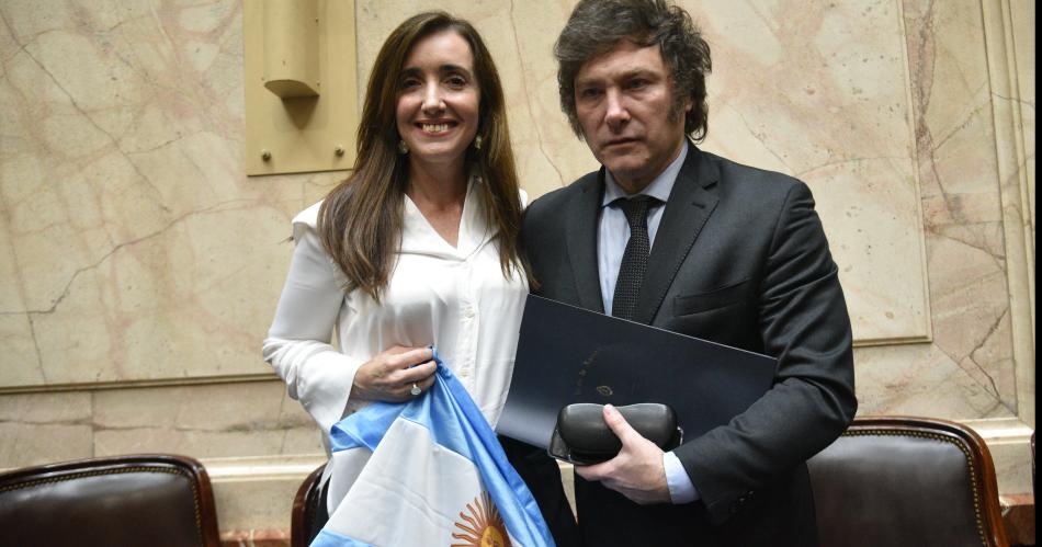 VIDEO  La Asamblea Legislativa proclamoacute a la foacutermula presidencial Milei-Villarruel