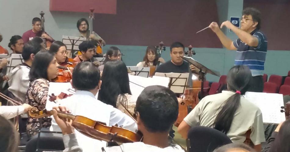 Presenta en Loreto los Coros Municipales dirigidos por el Maestro Sergio Juaacuterez