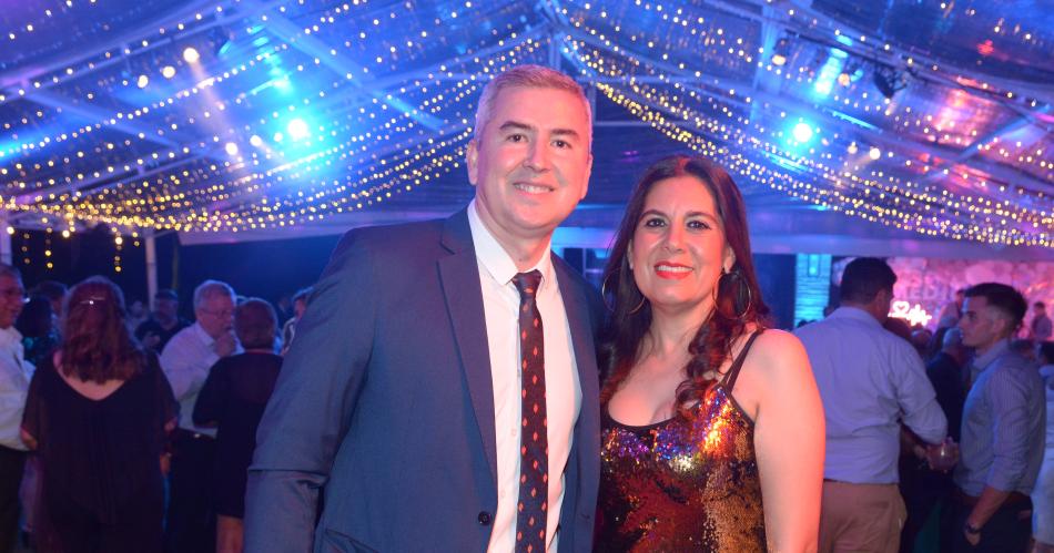 LOS MEacuteDICOS CELEBRARON SU DIacuteA CON UNA CENA