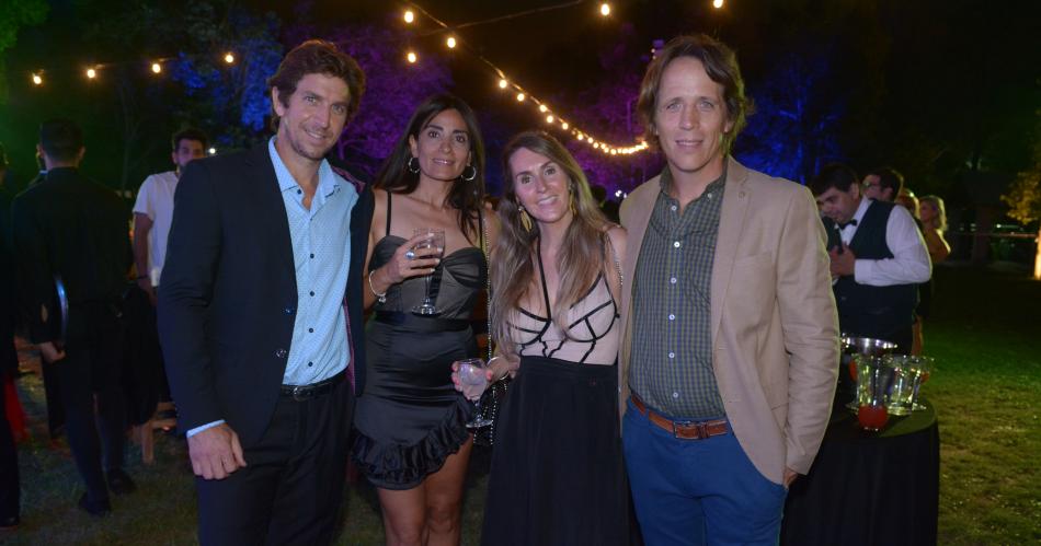 LOS MEacuteDICOS CELEBRARON SU DIacuteA CON UNA CENA