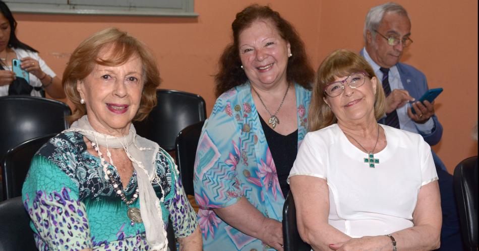 UN FESTIacuteN LITERARIO EN HOMENAJE A BETTY ALBA