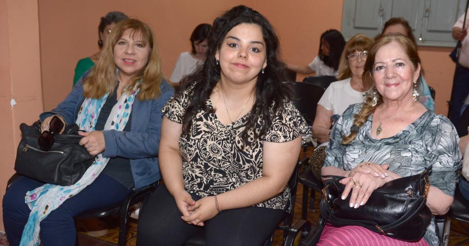 UN FESTIacuteN LITERARIO EN HOMENAJE A BETTY ALBA