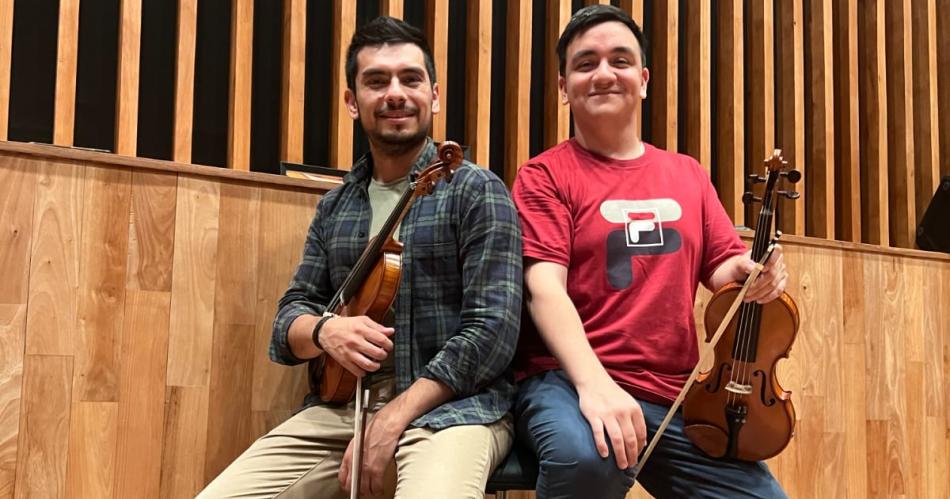 Exitosos violinistas santiaguentildeos tocaraacuten juntos mantildeana en el CCK