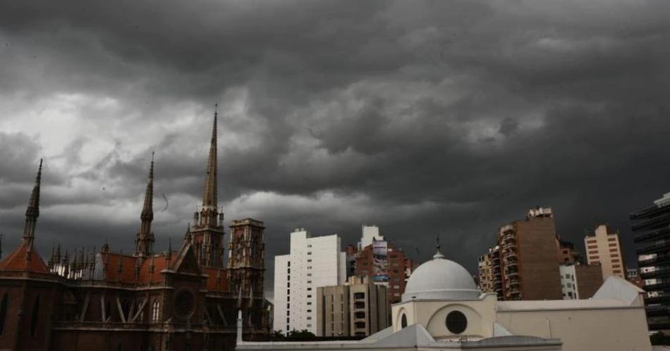 Nueve provincias argentinas bajo alerta meteoroloacutegica