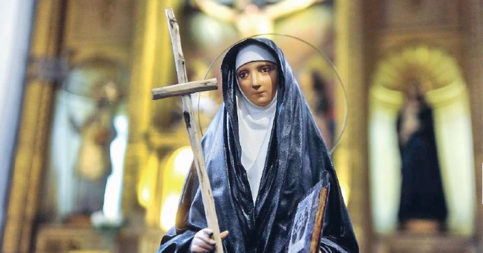 El estandarte de la mujer fuerte