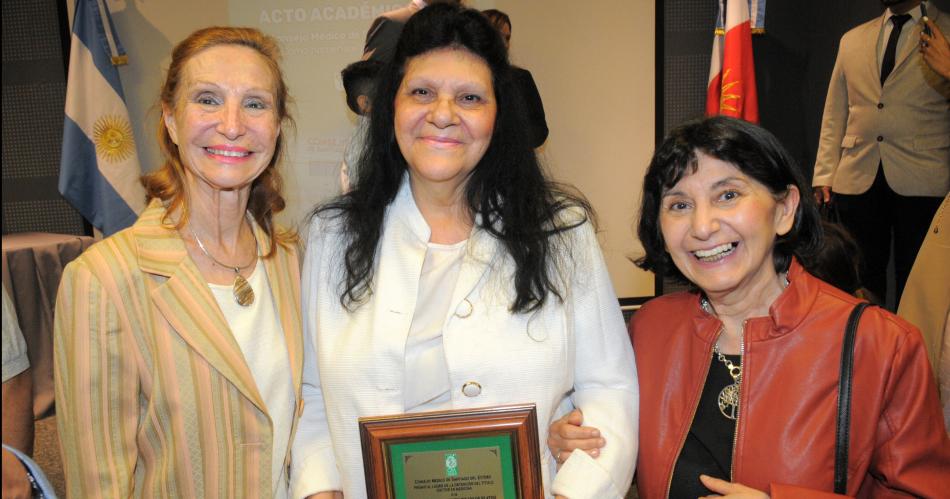 ACTO ACADEacuteMICO POR EL DIacuteA DEL MEacuteDICO