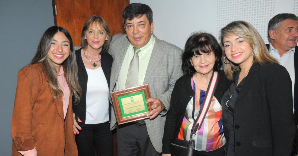 ACTO ACADEacuteMICO POR EL DIacuteA DEL MEacuteDICO