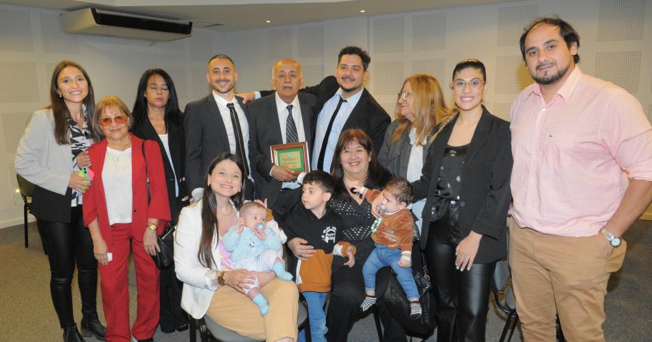 ACTO ACADEacuteMICO POR EL DIacuteA DEL MEacuteDICO