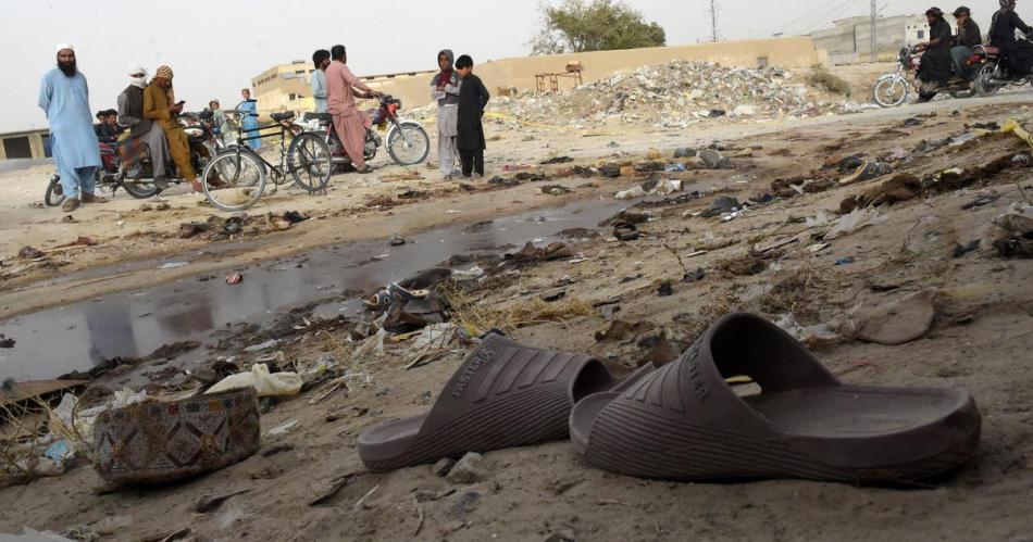 Atentado en Pakistaacuten provocoacute 23 muertos