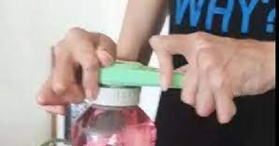 Entregaraacuten dispositivos 3D a nintildeos con artritis idiopaacutetica juvenil