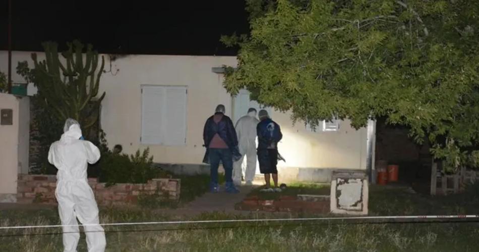 Matan a puntildealadas a mujer y detienen a su ex y a su actual novio 