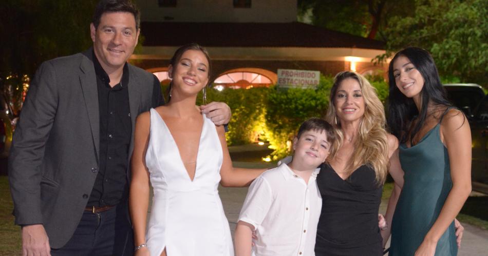 EGRESADOS DEL INSTITUTO SAN PEDRO NOLASCO