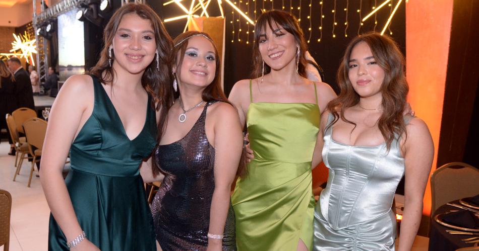 EGRESADOS DEL INSTITUTO SAN PEDRO NOLASCO