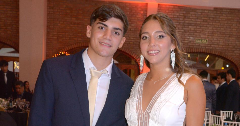 NOCHE DE EGRESO DEL COLEGIO HERMANO HERMAS 