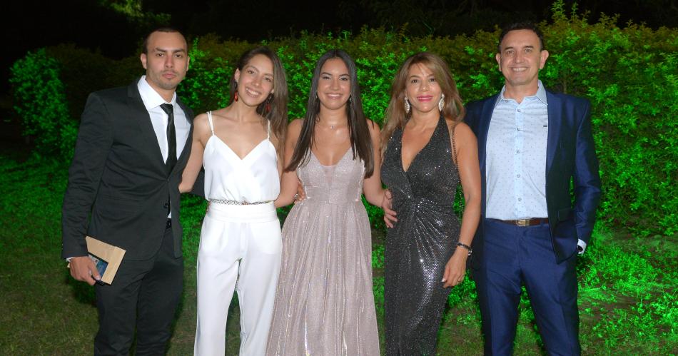 NOCHE DE EGRESO DEL COLEGIO HERMANO HERMAS 