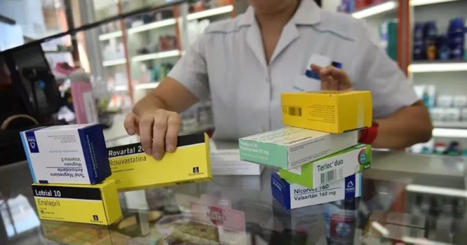 Entidades farmaceacuteuticas nacionales se reunieron con nuevas autoridades del PAMI
