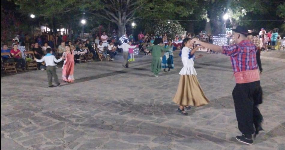 Se realizoacute en Choya con eacutexito la 3ordf Feria de Emprendedores