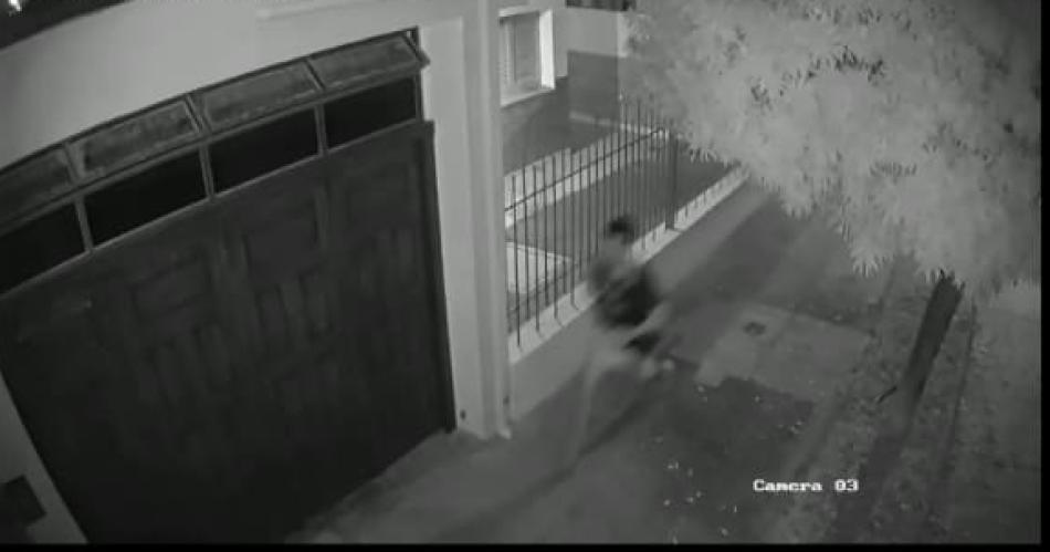 Video del robo a una abogada- Estaban drogados quizaacute