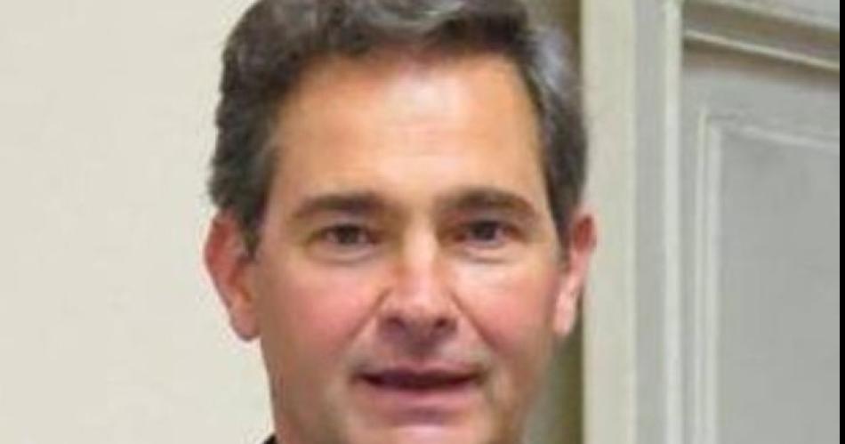 Ni necesidad ni urgencia ni imposibilidad de que actuacutee el Congreso- nulidad del DNU 7023