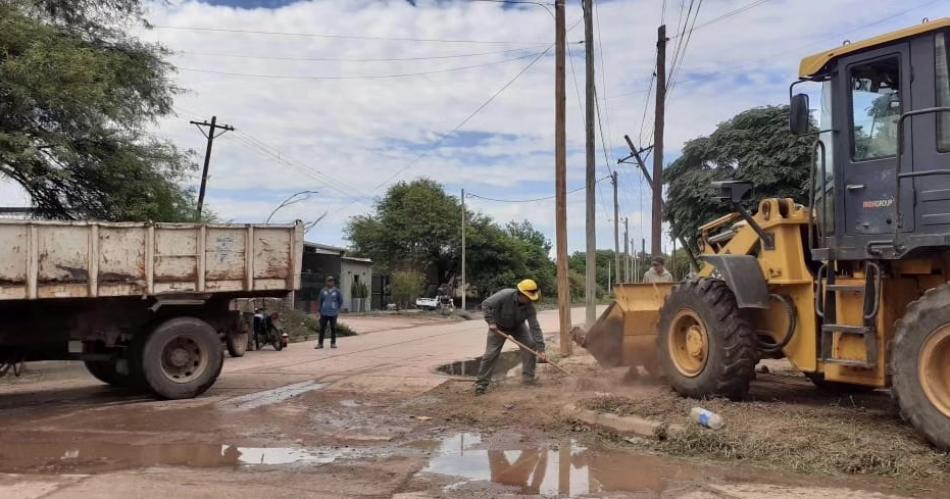 Siguen los operativos de limpieza en barrios de Monte Quemado