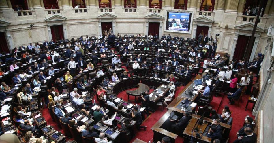 Diputados pasoacute a un nuevo cuarto intermedio para hoy a las 10 