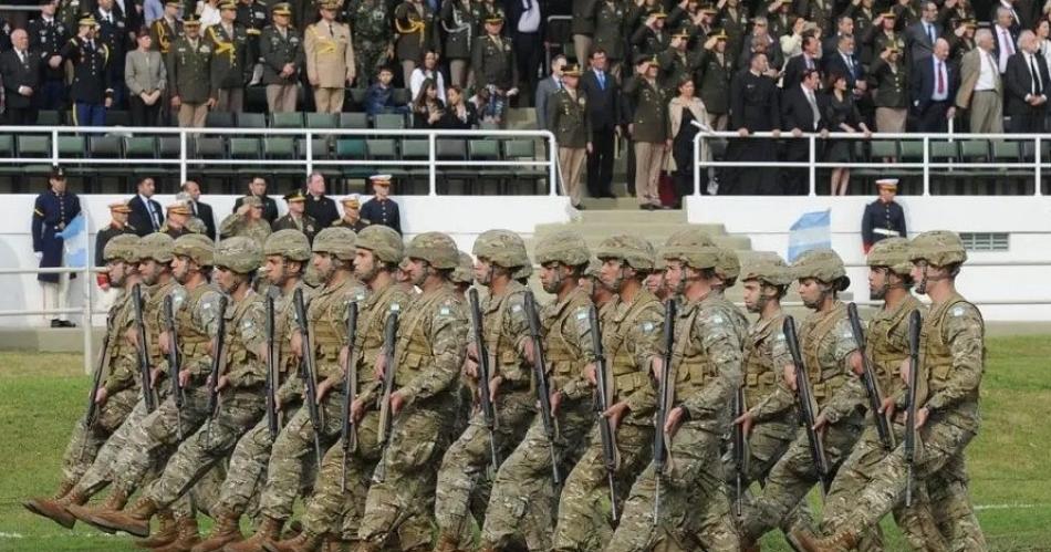 El Gobierno nacional hizo cambios en los salarios del personal militar