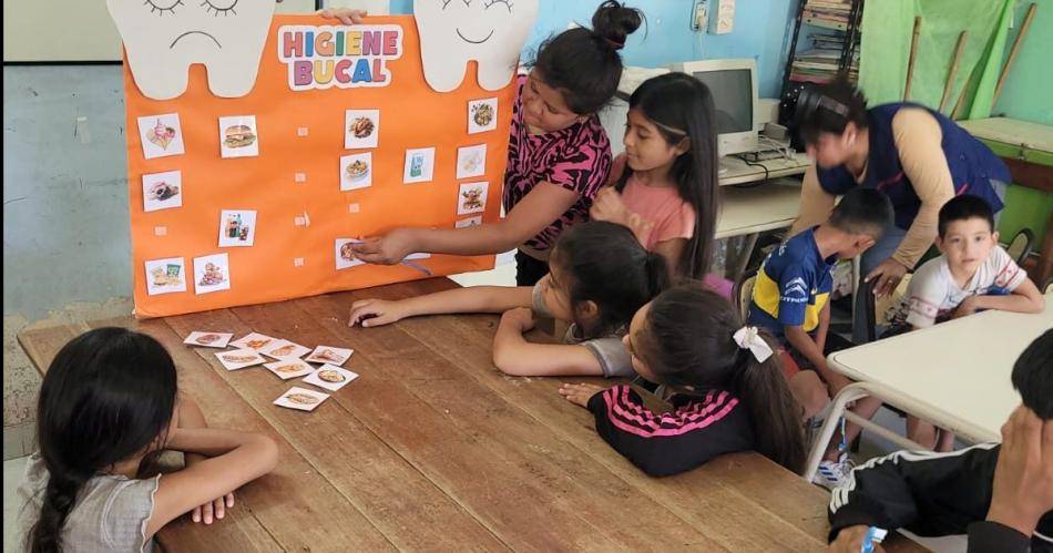 Educan a nintildeos en la importancia que tiene la higiene personal